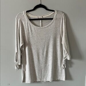 Women's Gray Top